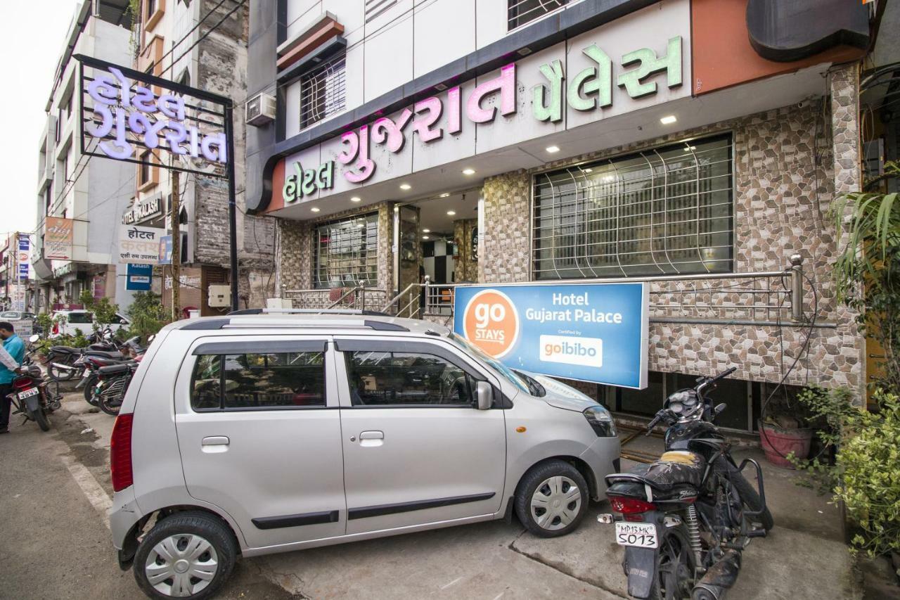 Hotel Gujarat Palace Ujjain Exteriör bild